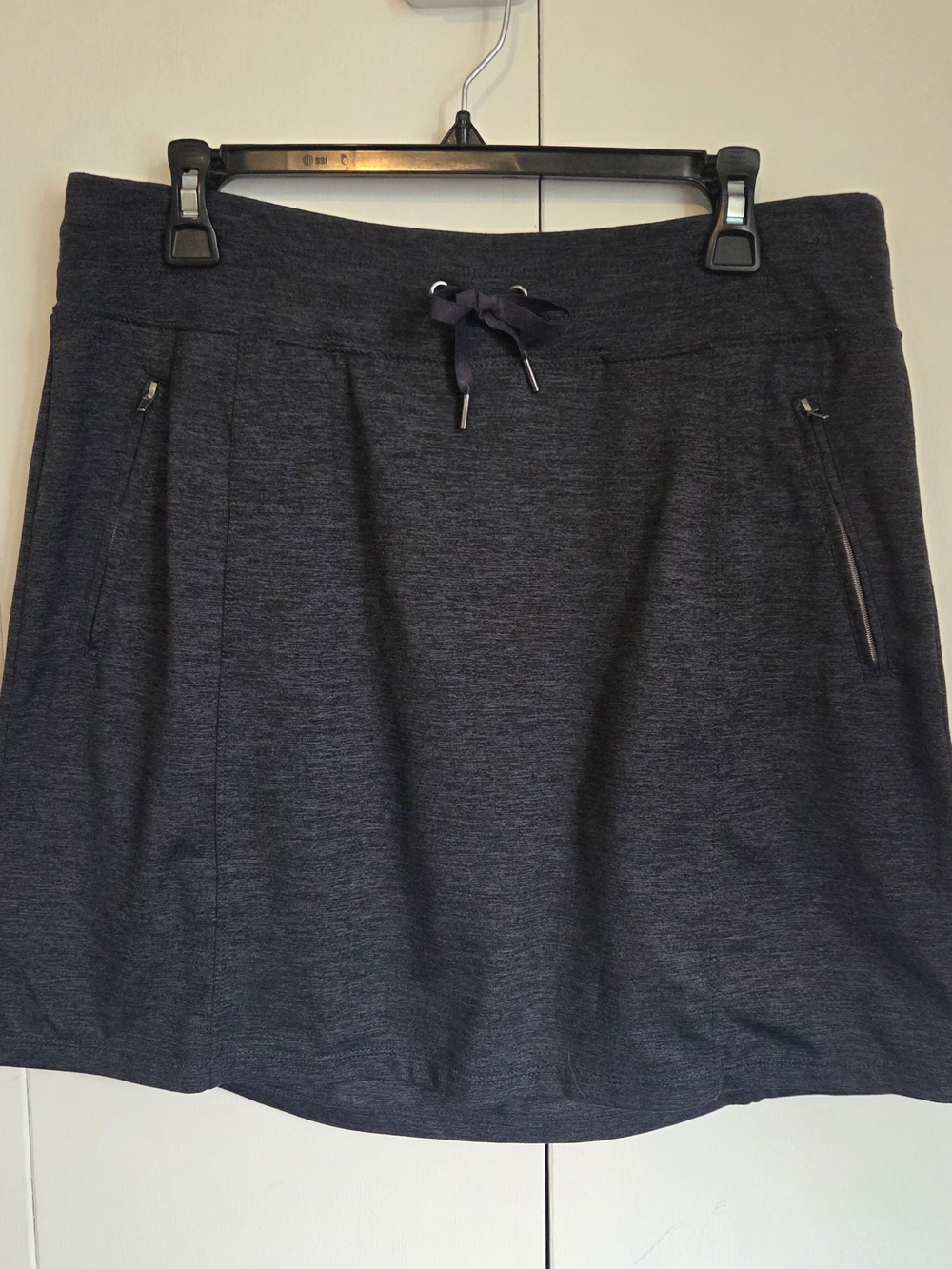 Tangerine Women’s Gray Athletic Activewear Skirt Short Drawstring Pockets XL